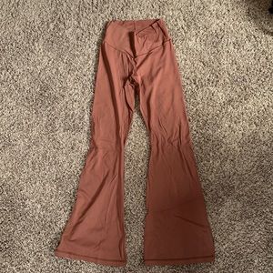 Aerie offline crossover flare leggings